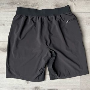 Lululemon T.H.E. Lined Short 9" men Size L.